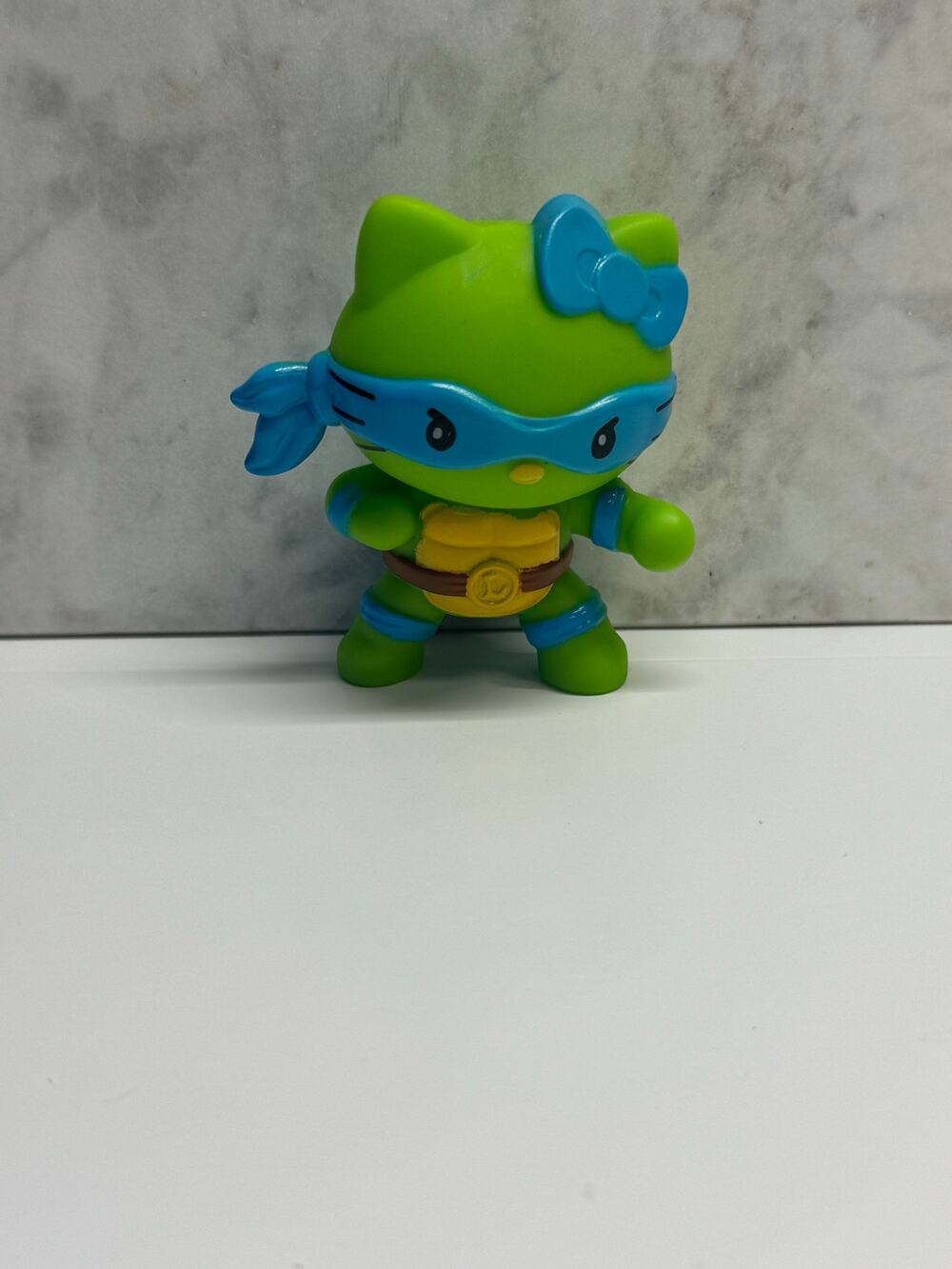 McDonalds Hello Kitty x TMNT Leonardo Crossover Figure Happy Meal Toy (Loose)